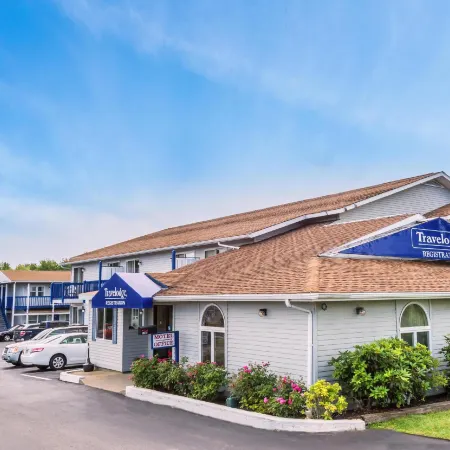 Days Inn by Wyndham Middletown/Newport Area