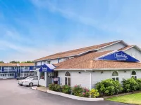 Days Inn by Wyndham Middletown/Newport Area Hotels in 