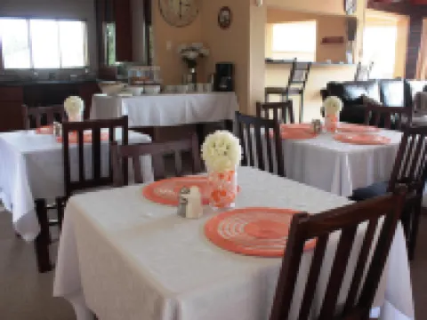 Sunnyridge Lodge
