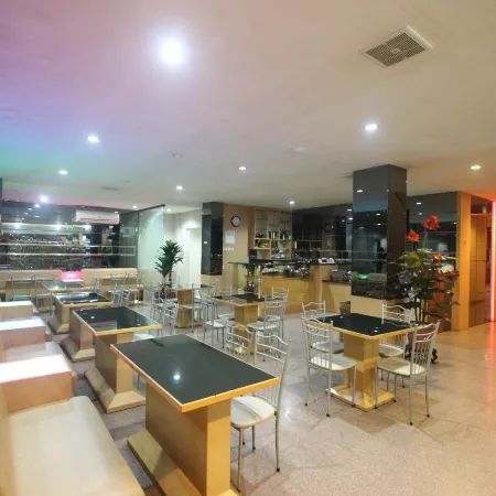 Lovina Inn Penuin Hotel