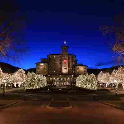 The Broadmoor Hotel Exterior