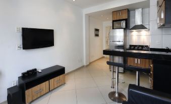 Rio Rentals 021 - U010 Excelente Apartamento em Copacabana