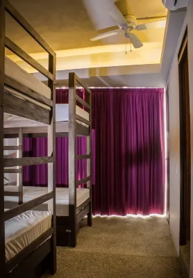Los Muertos Hostal Hôtels à : 