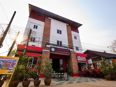 Vangvieng Rock Backpacker Rooftop Hostel