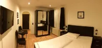 Hotel Roter Kater Hotels in Staufenberg