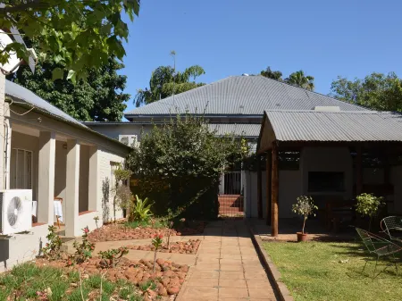 Stoep Cafe Guest House