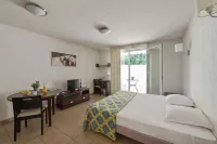 Comfort Aparthotel Six-Fours Hotel a Six-Fours-les-Plages