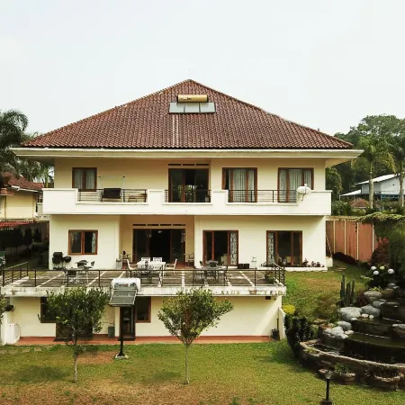 Puri Bernadi Guest House
