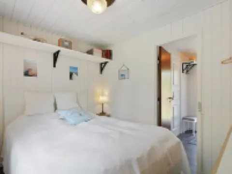 "Ronja" - 300m from the Sea