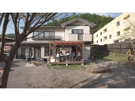 Five Peaks Jigokudani Отели рядом с достопримечательностью «Shigakogen Sun Valley Ski Area»