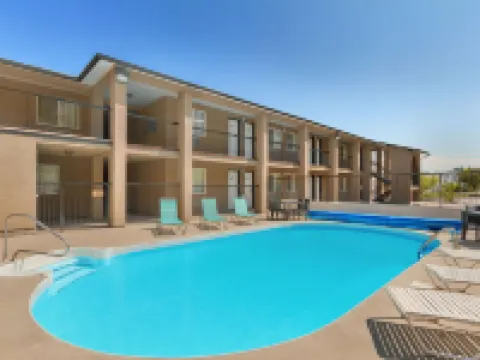 Travelodge by Wyndham Kamloops Mountview Hôtels à : Kamloops