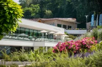 Quellenhotel Heiltherme Bad Waltersdorf - 2-Thermenresort