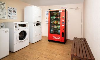 Red Roof PLUS+ Miami Airport