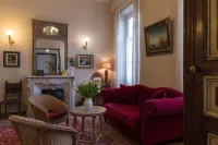 The Originals Boutique, Hôtel du Parc, Cavaillon Hotels in Plan-d'Orgon