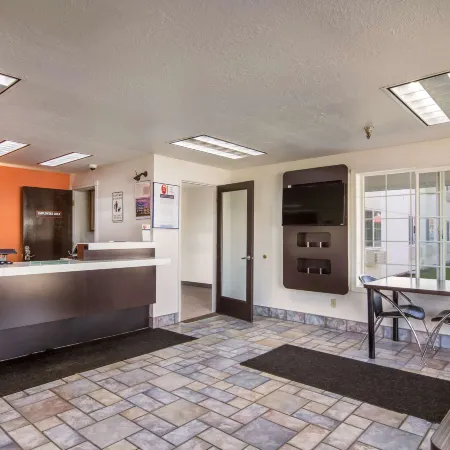 Motel 6 the Dalles, or