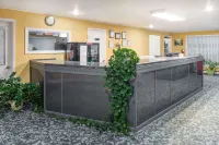 Knights Inn Kirksville - parking