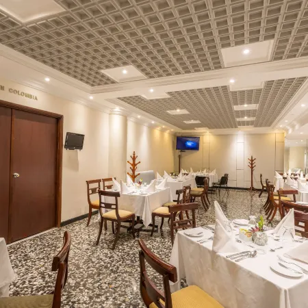 Hotel Dann Av. 19 Отели рядом с достопримечательностью «Музей золота»