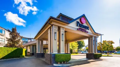Best Western Premier Plaza Hotel and Conference Center Hotels near Safeway