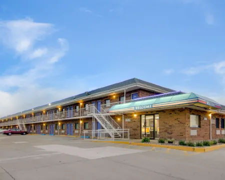 Motel 6 Salina, KS Hotels in Salina