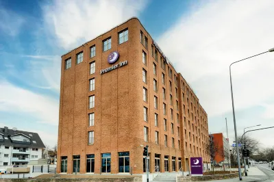 Premier Inn Wiesbaden City Centre Hotel dekat Stadtschloss