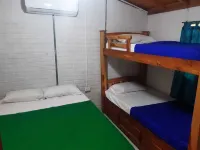 By the sea Polaris cabin, Coveñas