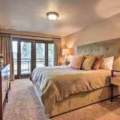 Central McCall Getaway Walk to Payette Lake! Rooms