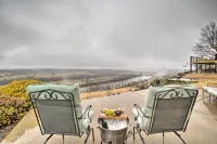 Riverfront Arkansas Retreat Near Fishing and Hiking! - Pet friendly