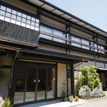 Cuisine Ryokan Toriki Отели рядом с достопримечательностью «Парк аттракционов Аманохасидатэ-Вью-Лэнд»