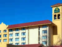 La Quinta Inn & Suites by Wyndham Seattle Sea-Tac Airport