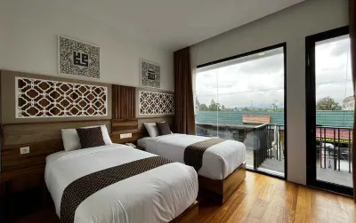 Mulia Hotel Syariah Hotels near RSAM