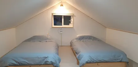 Full Moon Dalbawi Pension