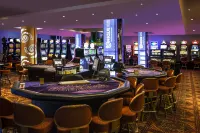 Avani Windhoek Hotel & Casino - bar