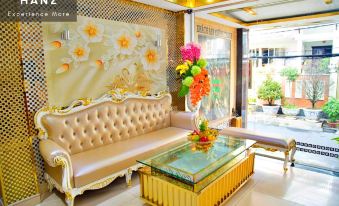Hanz Lux Hotel & Apartment Hanoi
