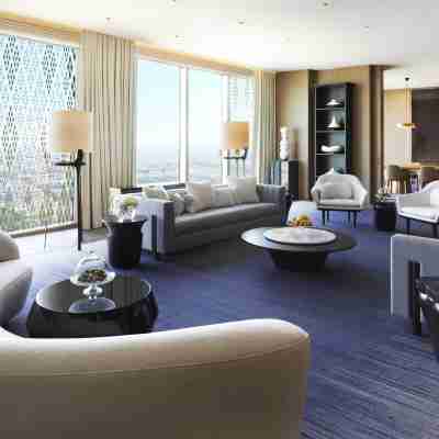 Four Seasons Hotel Kuwait at Burj Alshaya Rooms