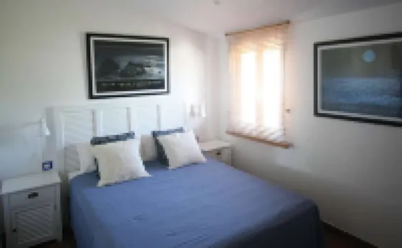 Apartment with Great Sea View and Community Swimming Pool and Private Parking01 - บังกะโล