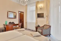 Sun Palace Wellness Hotel Hotels near Marienbad