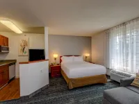 科羅拉多斯普林斯眾神花園萬豪TownePlace Suites飯店 Colorado College附近的飯店