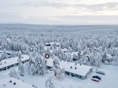 Saariseläntie 8 e 9 Jounin väärtit