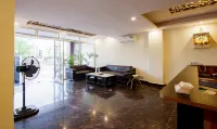 Treebo Grand Vista - 62 Hotels in Noida
