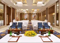 Golden Sarovar Portico - Business