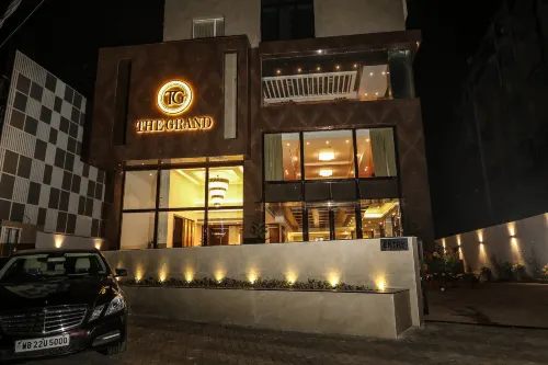 The Grand Asansol Hotels in Bardhaman