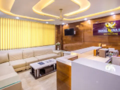 Hotel Nova Inn โรงแรมในมธุระ