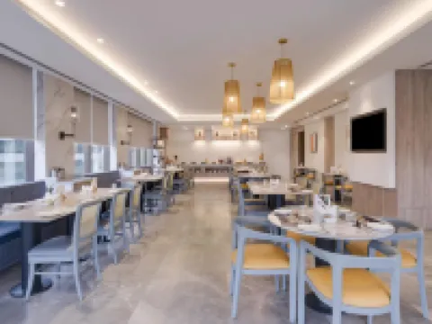 7 แอปเปิ้ล โรงแรมมาฮาเป โรงแรมในธาเน