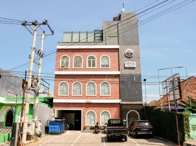 Ketje Luxury Capsule Mitra RedDoorz Hotels in Bandar Lampung