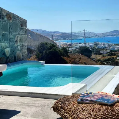 Milesian Suites - Pool