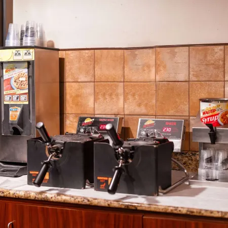 La Quinta Inn & Suites by Wyndham Cocoa Beach Oceanfront