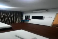 Rg Hotel Hotels in Parit Raja