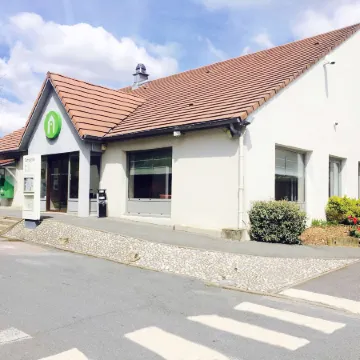 Campanile Villejust - ZA Courtaboeuf