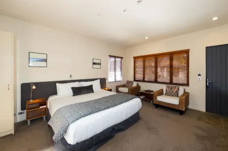 Harvest Lodge Motel Отели в г. Уэймарама