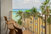 Grand Cayman Marriott Resort - con vistas al mar